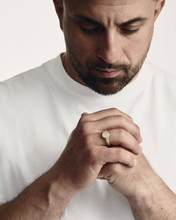 Anello VOID (oro giallo 14k)