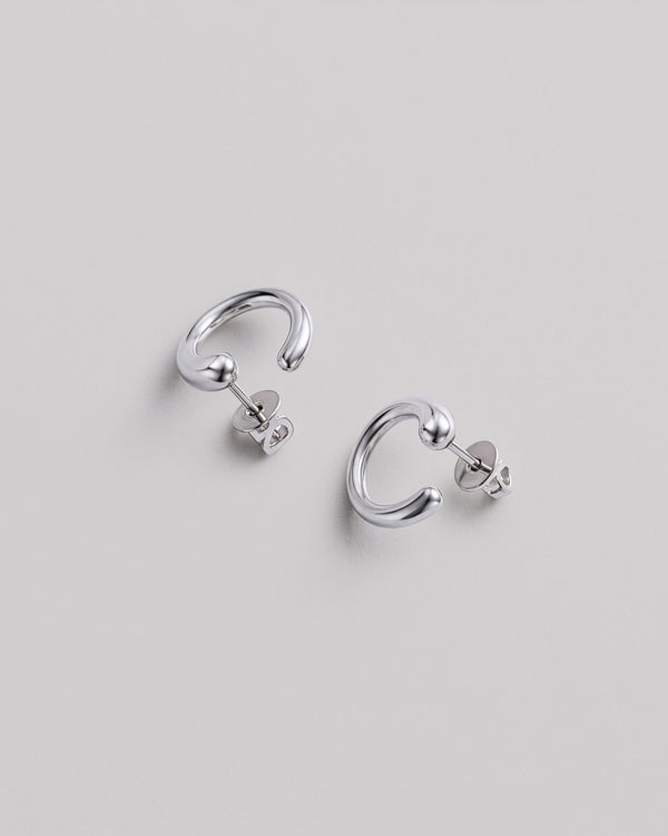 Boucles d'oreilles clous en argent ARC