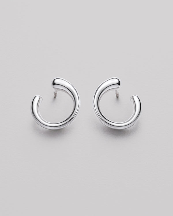 Boucles d'oreilles clous en argent ARC