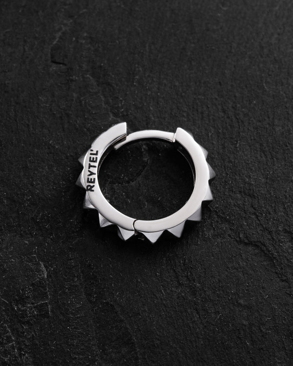 14k white gold single earring HARD
