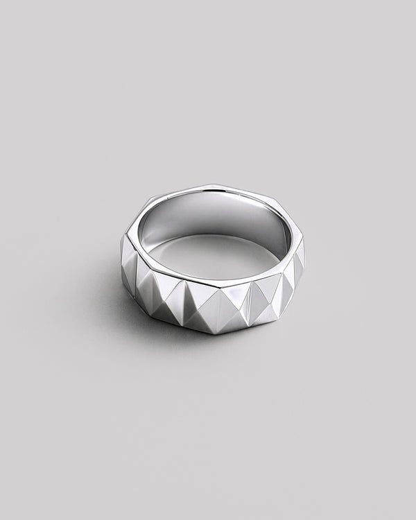 Bague en argent FACETTE