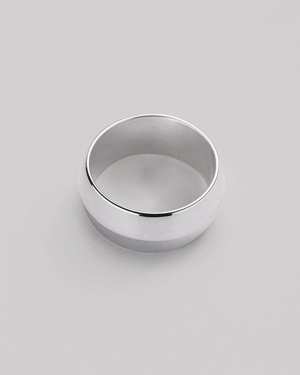 Silver ring LUMINOUS
