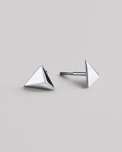 Boucles d'oreilles clous en argent PYRAMIDE