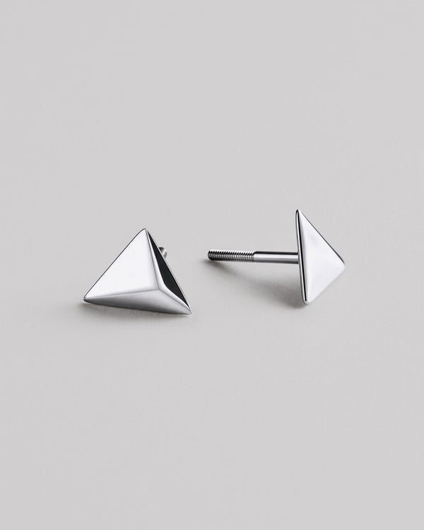 Boucles d'oreilles clous en argent PYRAMIDE