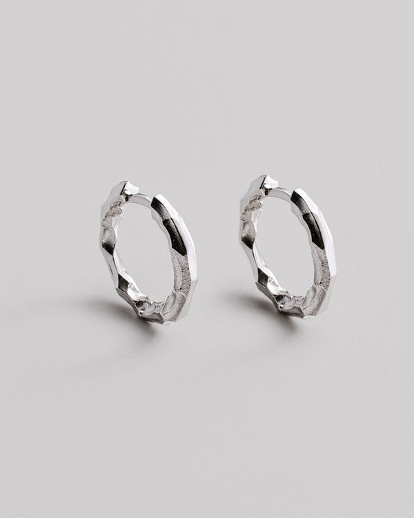 Boucles d'oreilles créoles en argent CRATERES