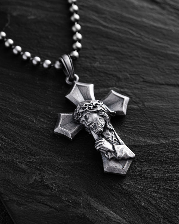Croix d'argent SAUVEUR CHRIST JÉSUS