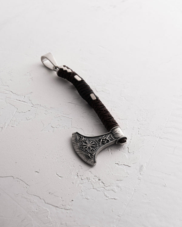 Ciondolo in argento ASCIA - ELMO del TERRORE con legno