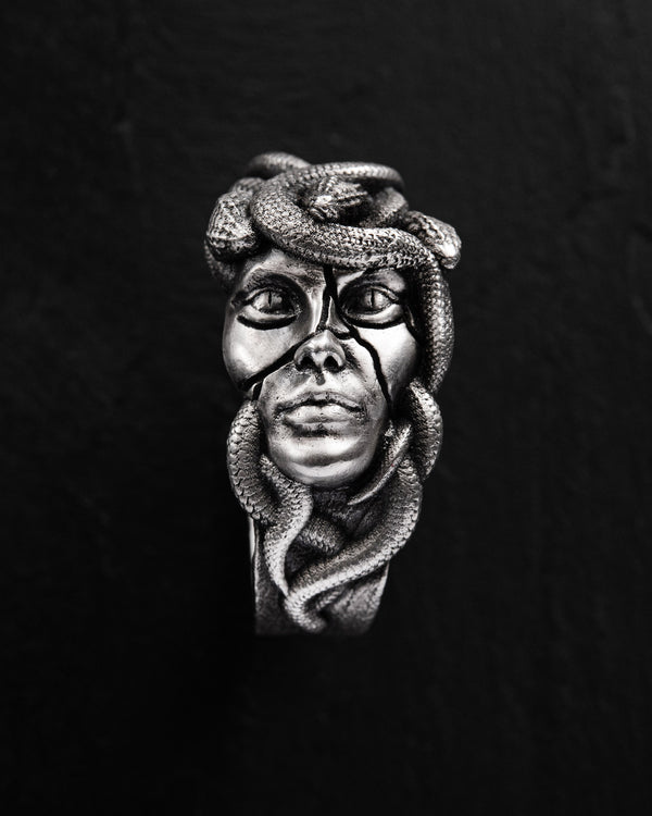 Silberring PATRONA MEDUSA
