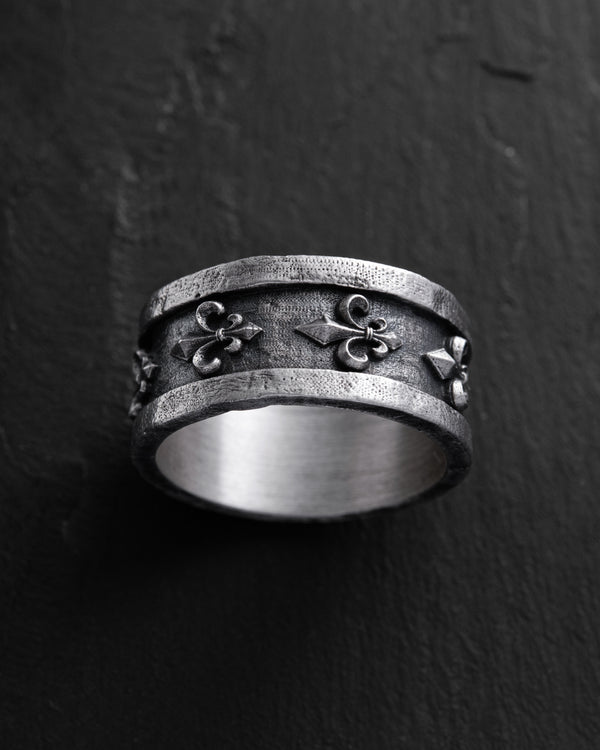 Anello in argento FLEUR DE LIS
