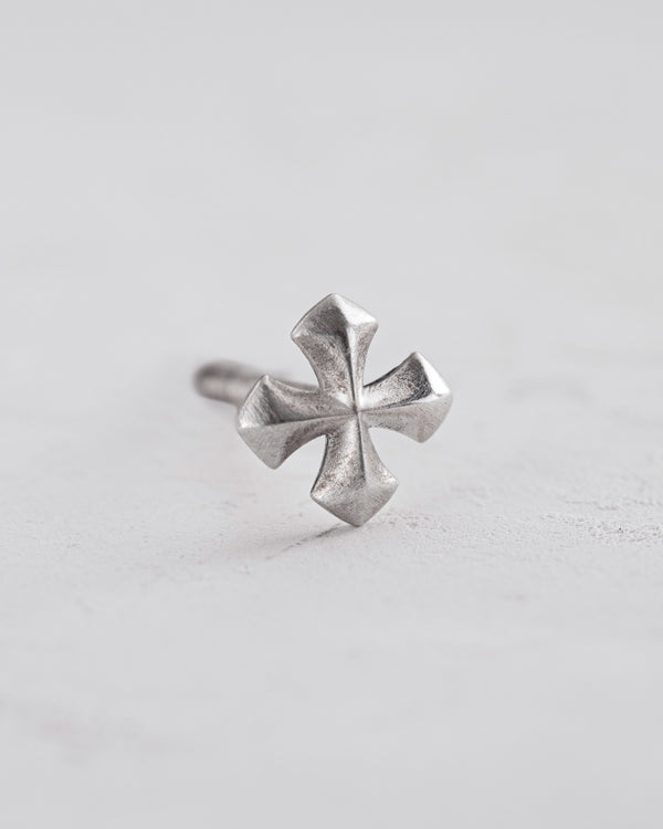 Silver single earring CROSS PATTÉE