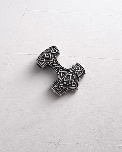 Ciondolo in argento MJOLNIR