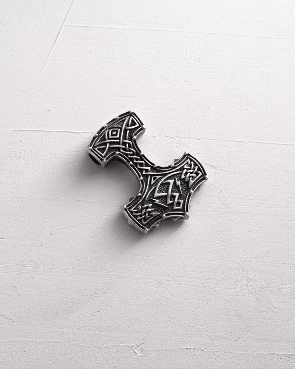 Ciondolo in argento MJOLNIR