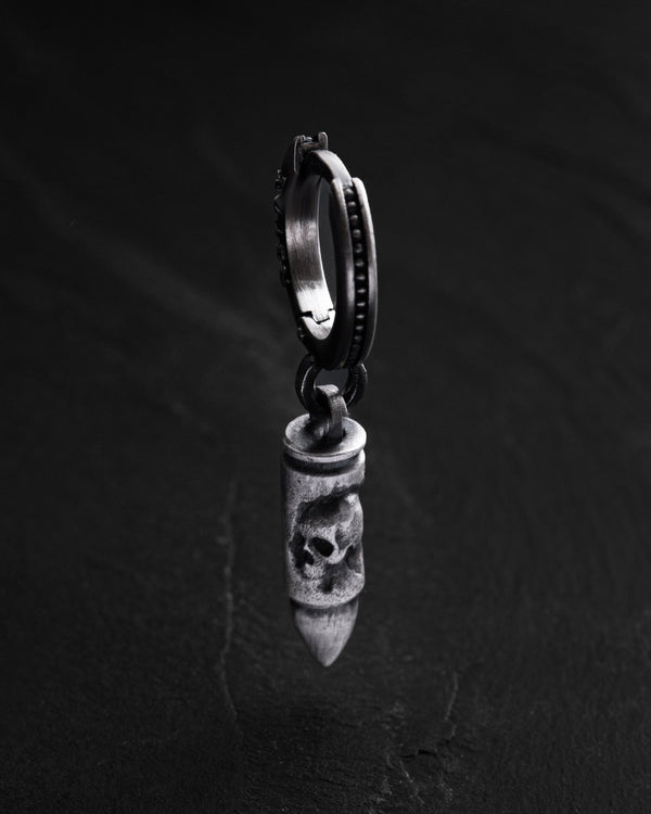 Silberner einzelner Ohrring BULLET. MEMENTO MORI