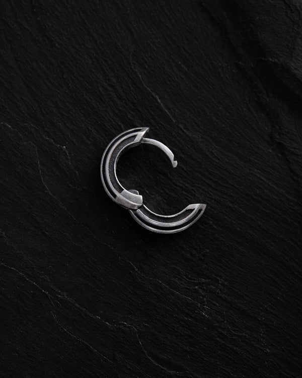 Silberner Ohrring - Ring FOCUS