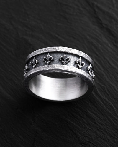 Anello in argento FLEUR DE LIS