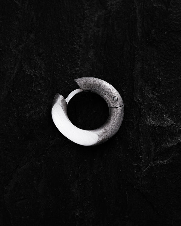 Boucle d'oreille simple en argent MIRROR