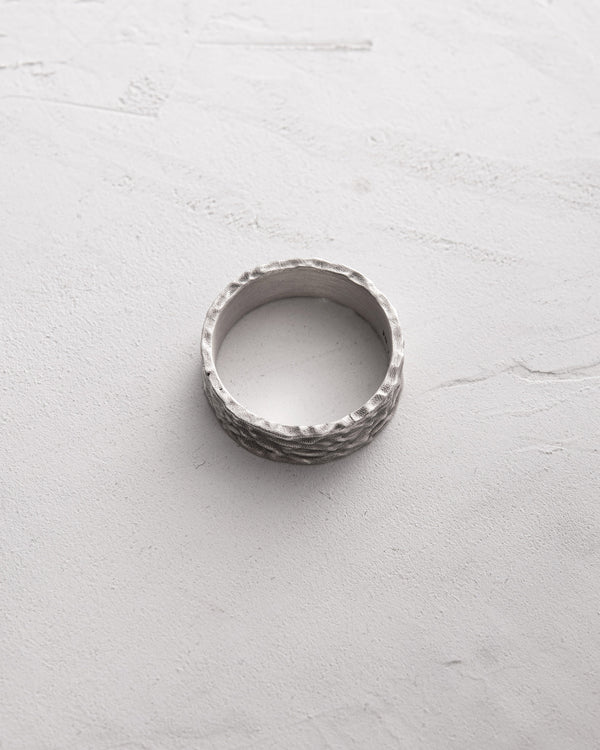 Anello in argento RILIEVO