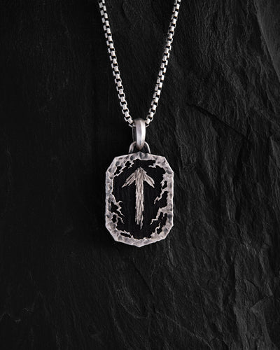 Ciondolo in argento TALISMANO DELLE RUNE – TIWAZ con ebano