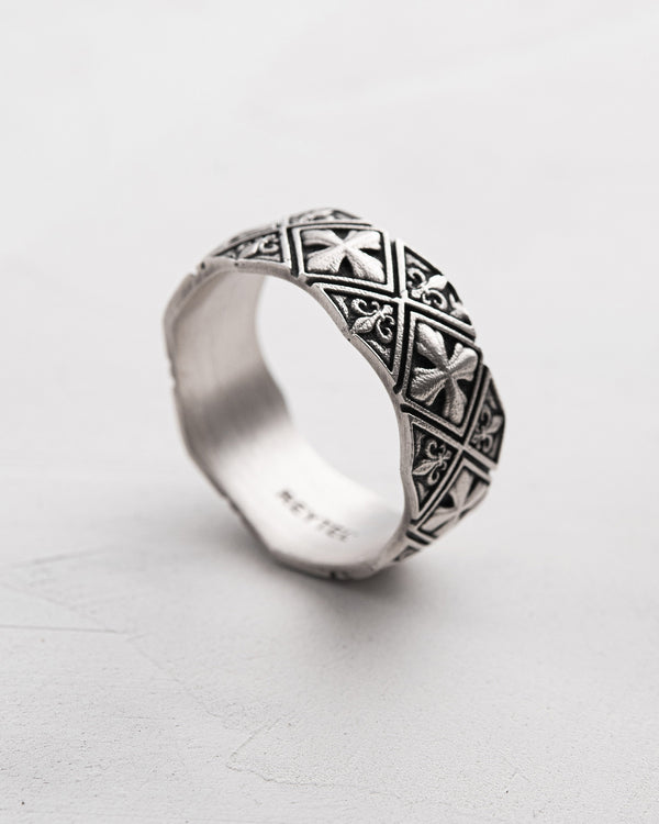 Silver ring MALTESE CROSS and FLEUR DE LIS