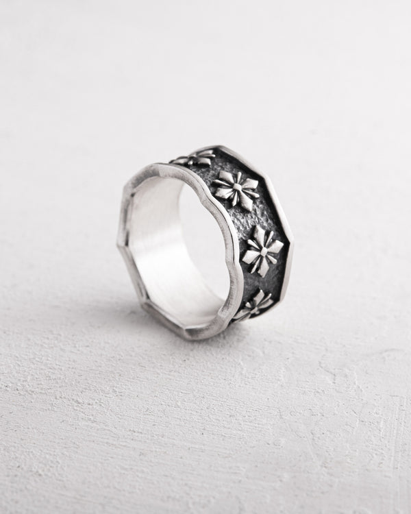 Anello in argento CUSTOS