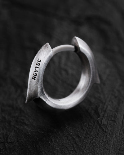 Silver hoop earring IGNEO