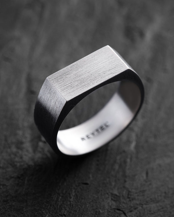 Anello in argento GRAVIS