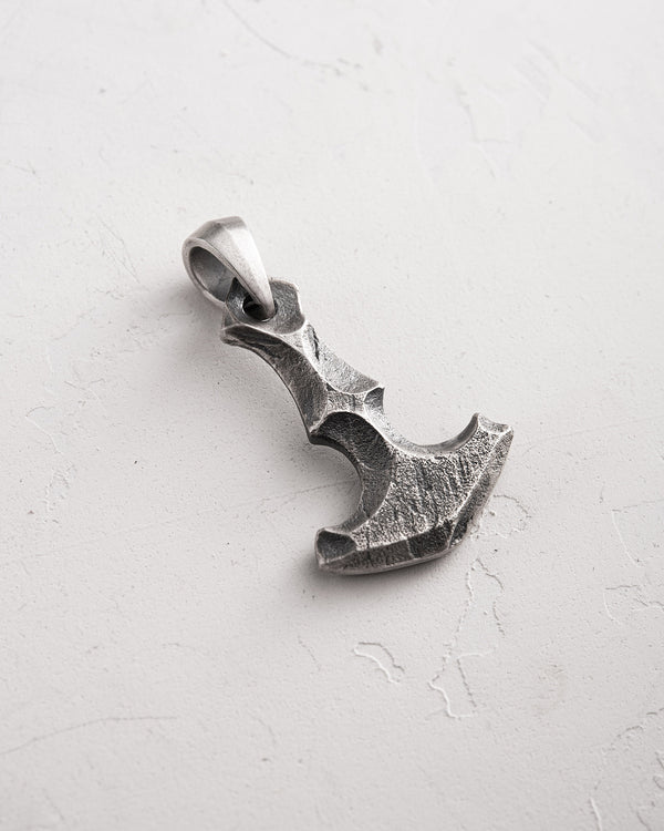 Ciondolo in argento IL MARTELLO VICHINGO DI THOR