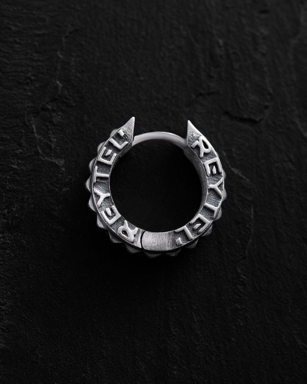 Boucle d'oreille unique en argent ROUGH