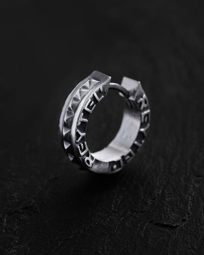 Boucle d'oreille unique en argent ROUGH
