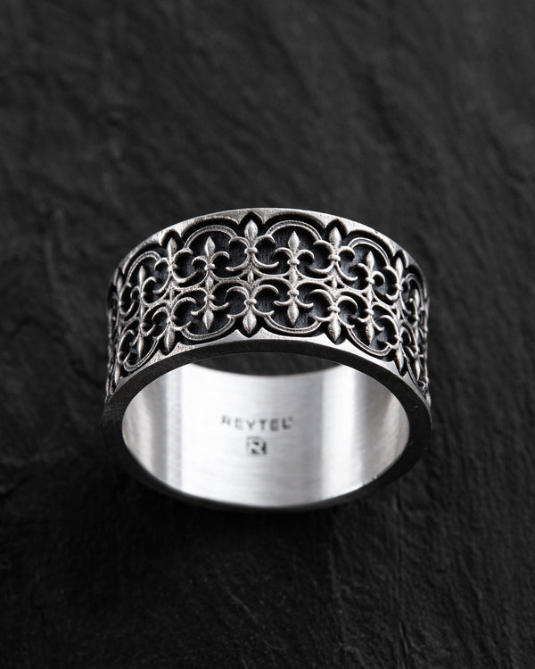Silver ring GOTHIC FLEUR DE LIS