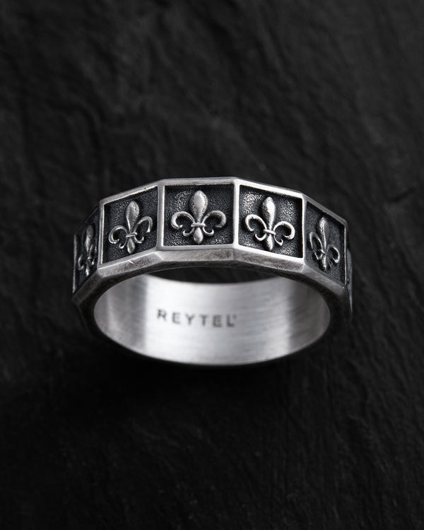 Silver ring FLEUR DE LIS