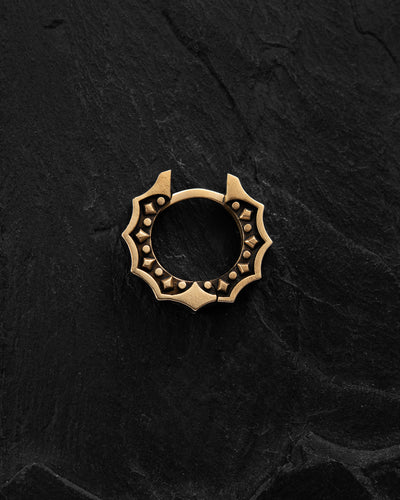 Orecchino singolo in oro giallo 14k CORE