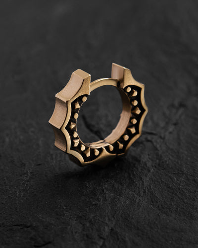 Orecchino singolo in oro giallo 14k CORE