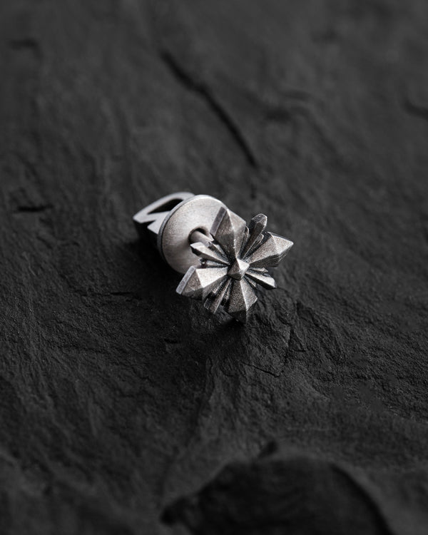 Orecchino singolo in argento STELLA