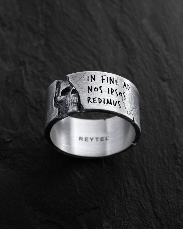 Silver ring REVERTO