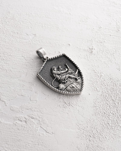 Silver pendant SAMSON AND THE LION