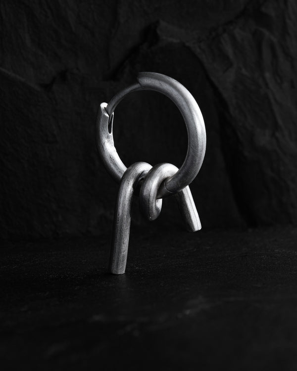 Silver hoop earring RISE