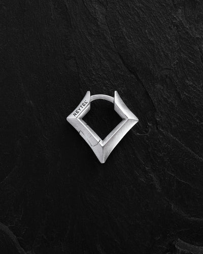 Orecchino singolo in argento FRAME