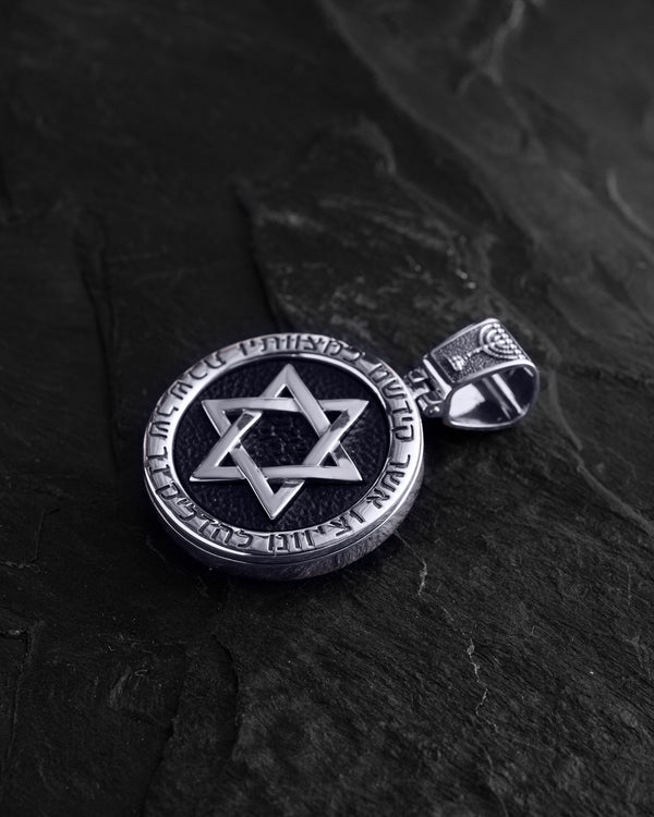 Pendentif en or blanc 14 carats ÉTOILE DE DAVID avec ébène