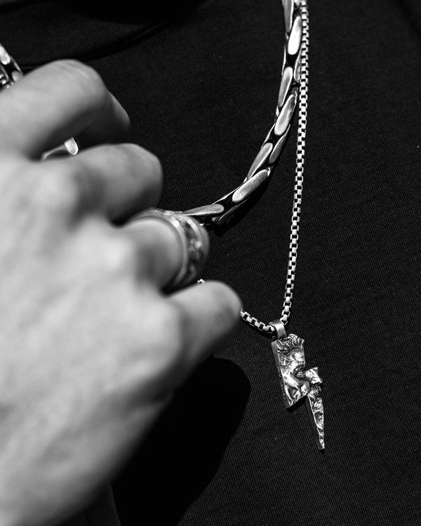 Silver chain QUADRA