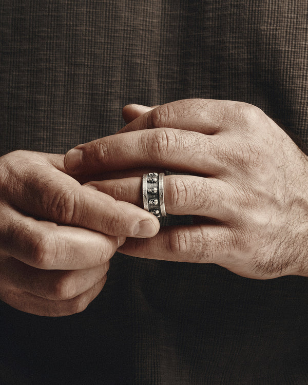 Anello in argento DANZA ETERNA