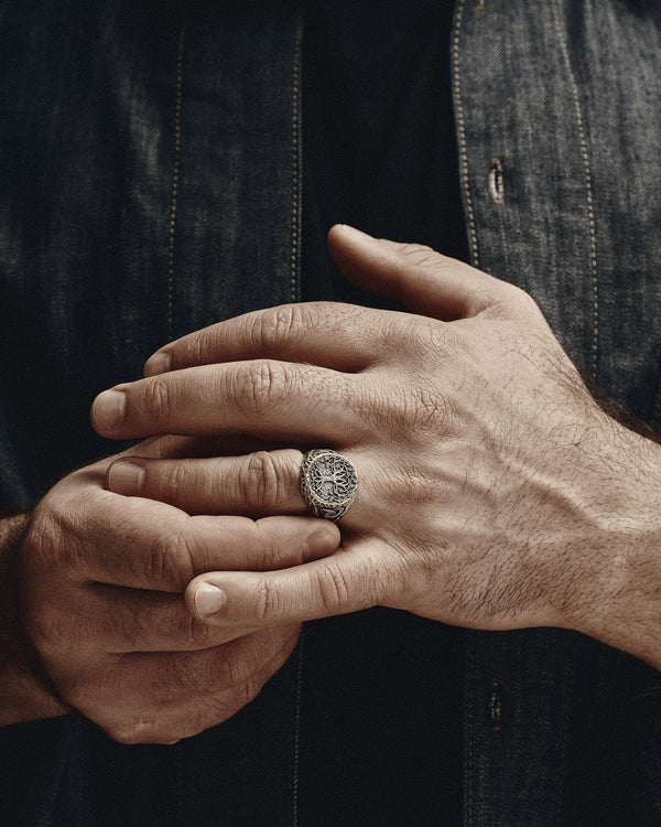 Anello in argento YGGDRASIL – ALBERO DELLA VITA