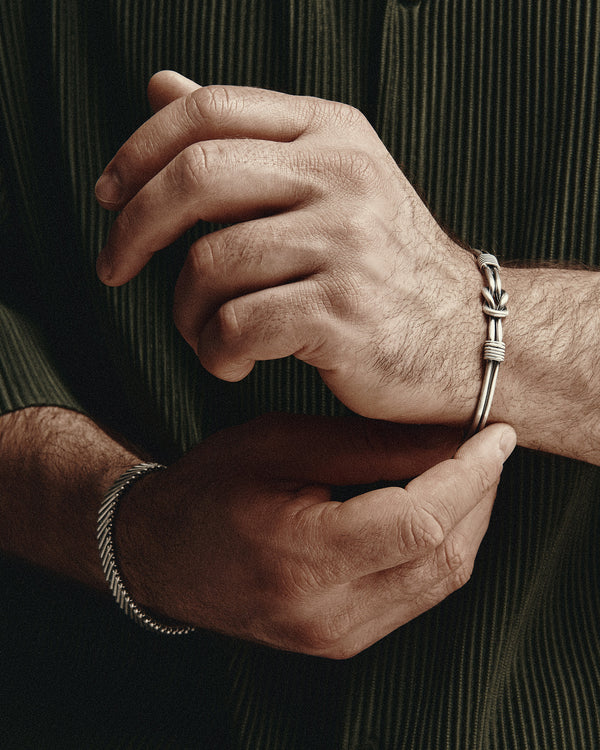Silver bangle NODUS