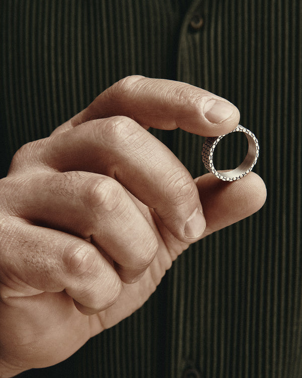 Anello in argento NIDO D'APE