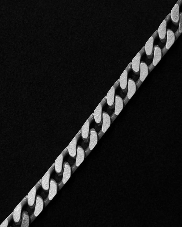 Silberarmband Hartnäckigkeit