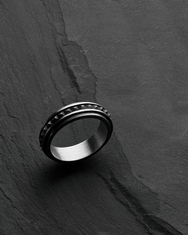 Anello in argento ARMOUR