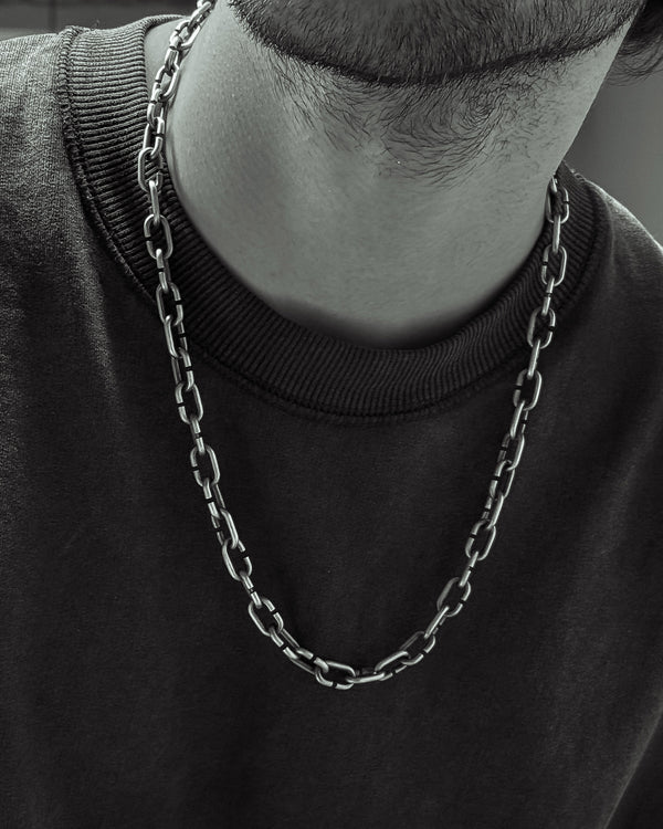Silver chain UTIL