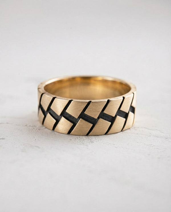 Ring ROUTE (14k yellow gold)