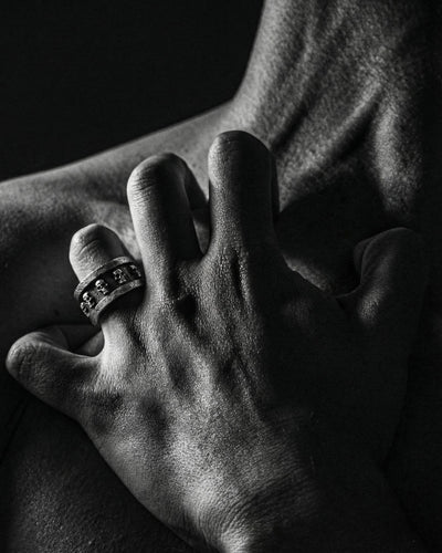 Anello in argento DANZA ETERNA