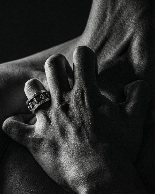 Anello in argento DANZA ETERNA